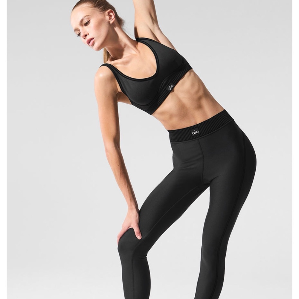 Alo Airlift High-Waist 7/8 Line Up Legging + Matching Sports Bra – Black
